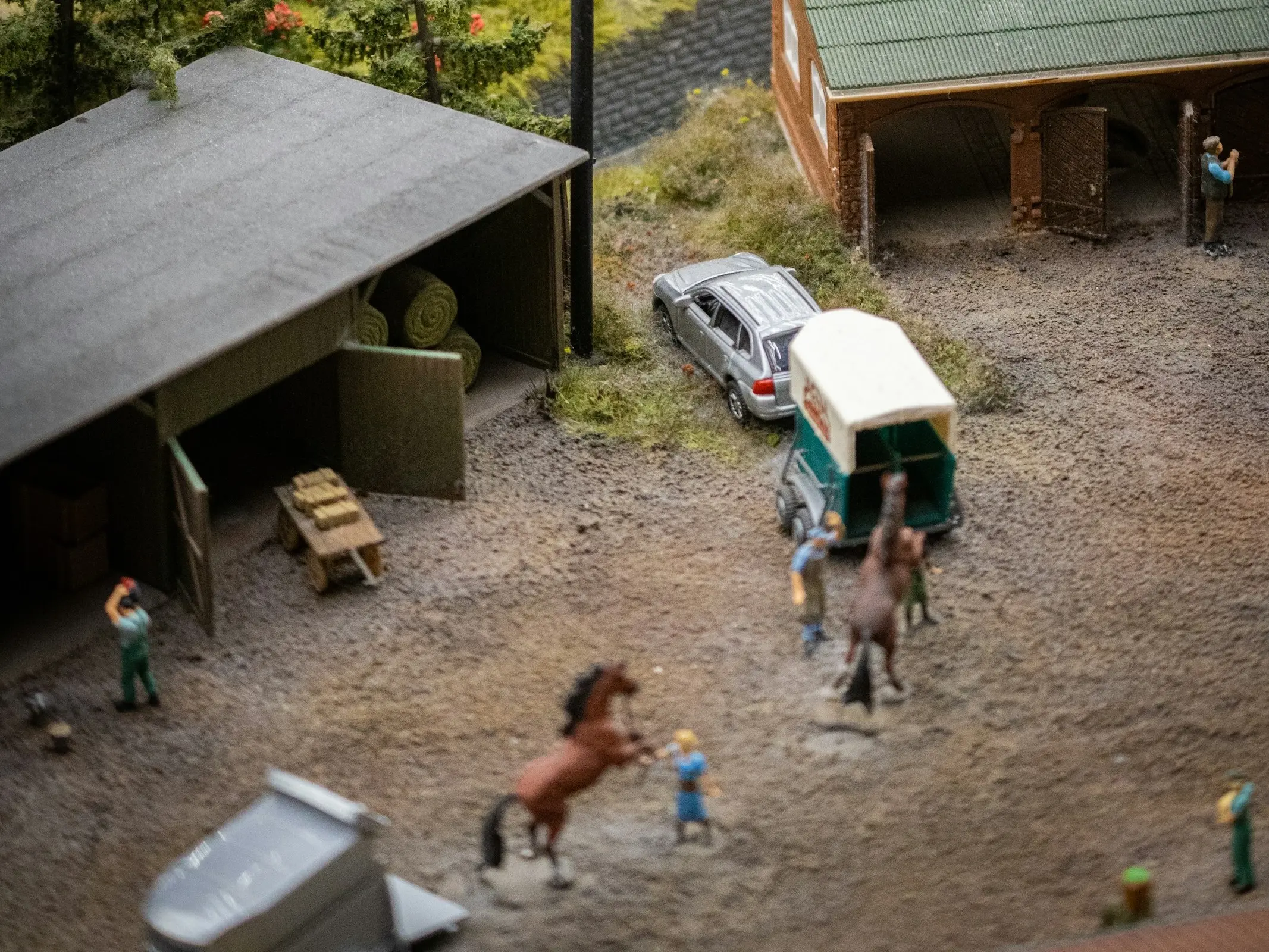 Miniature scale model